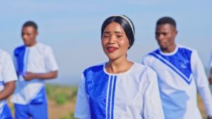 Mathews The Man of Worship Ft. Enock Mbewe – Umweo Wandi | Latest Zambian Worship Song 2025 | Download MP3